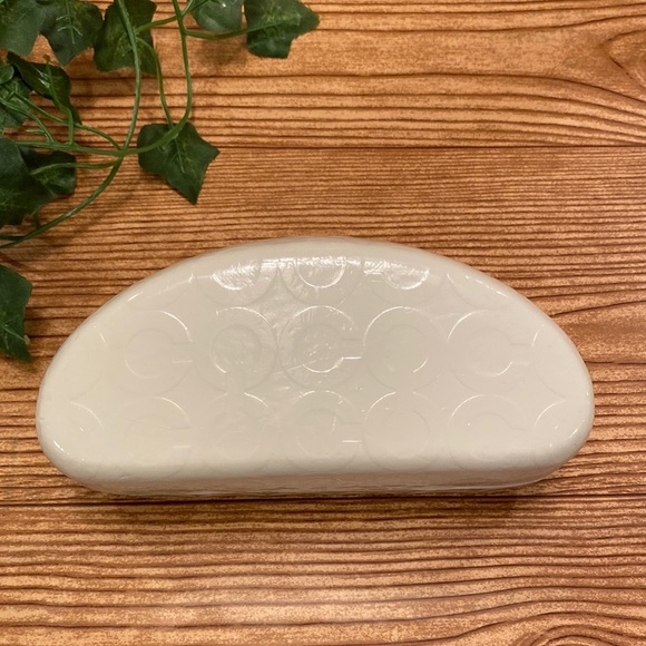 COACH Hard Sunglass Case - Picture 3 of 6